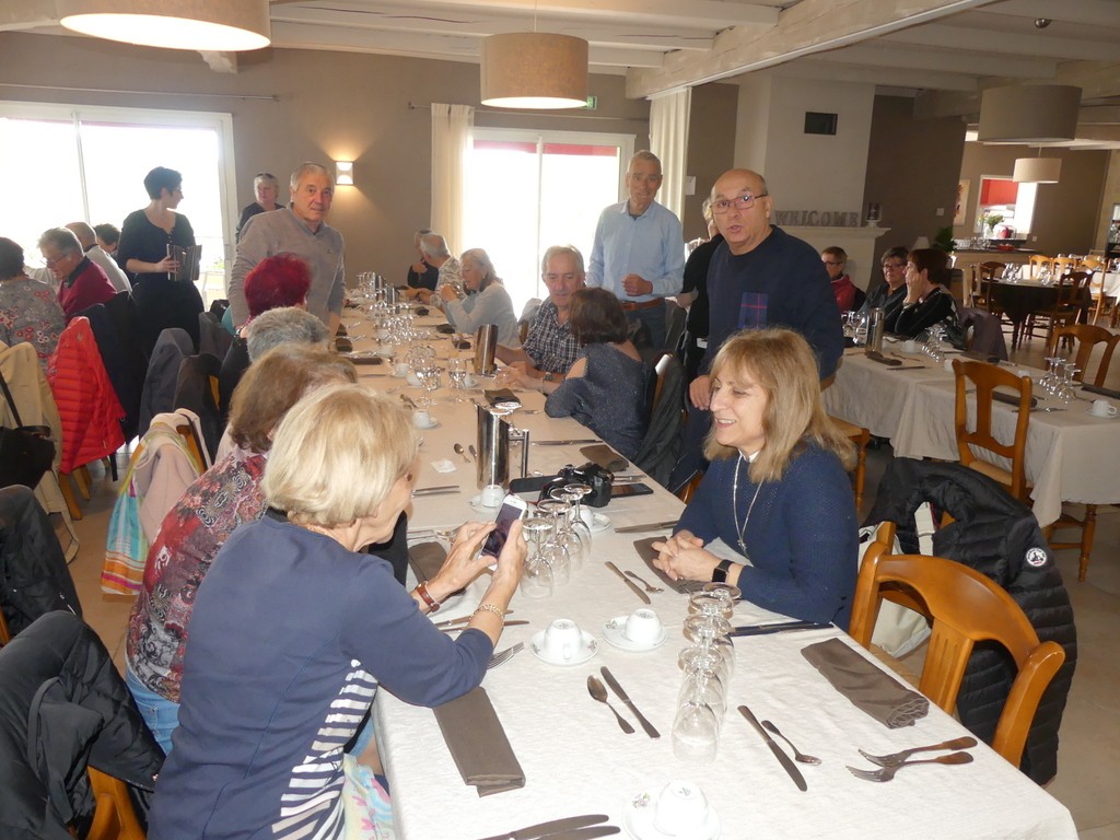  Anduze-Repas-Samedi 27 avril 2019 WpkTI6