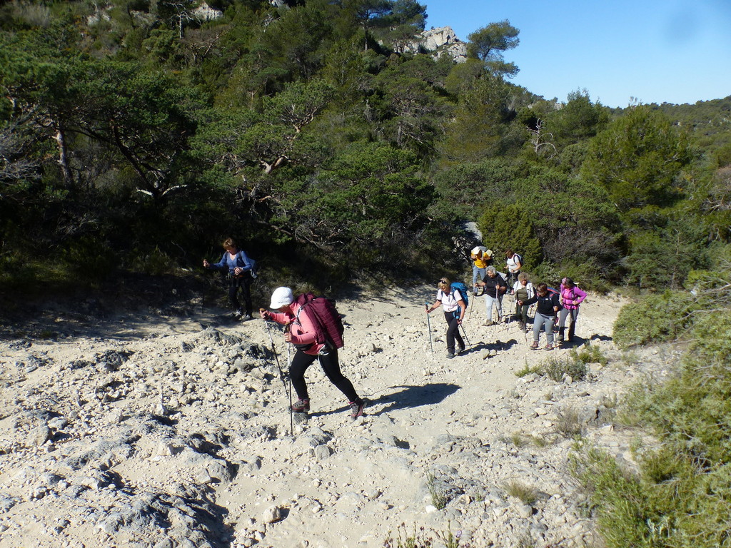 L'Etoile par le vallon des Santons-Jeudi 8 avril 2021 XQWPzh