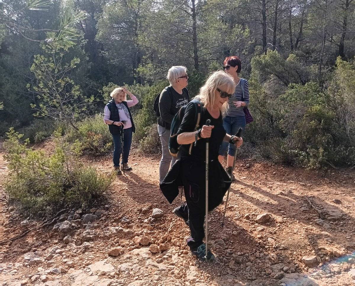 ( Colette ) Le Tholonet - Jeudi après-midi 21 mars 2024 ClGsBC