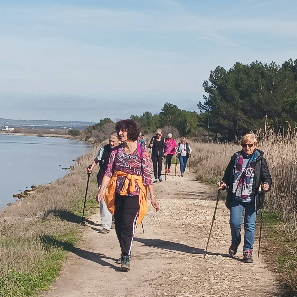 ( Colette ) Marignane - Jeudi après-midi 14 mars 2024 AYJWDj