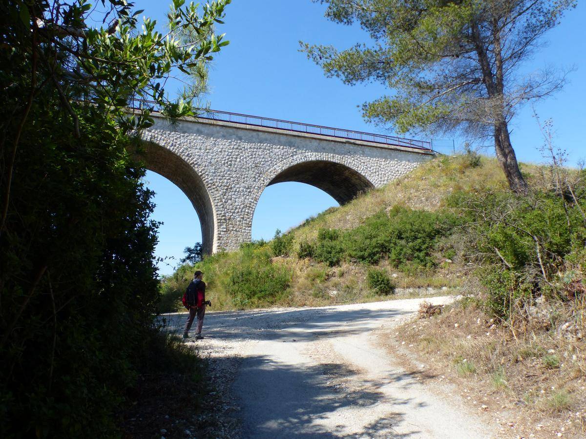 (Jean-Marie et Gérard ) St Julien les Martigues - Jeudi 8 juin 2023 ZczEgf