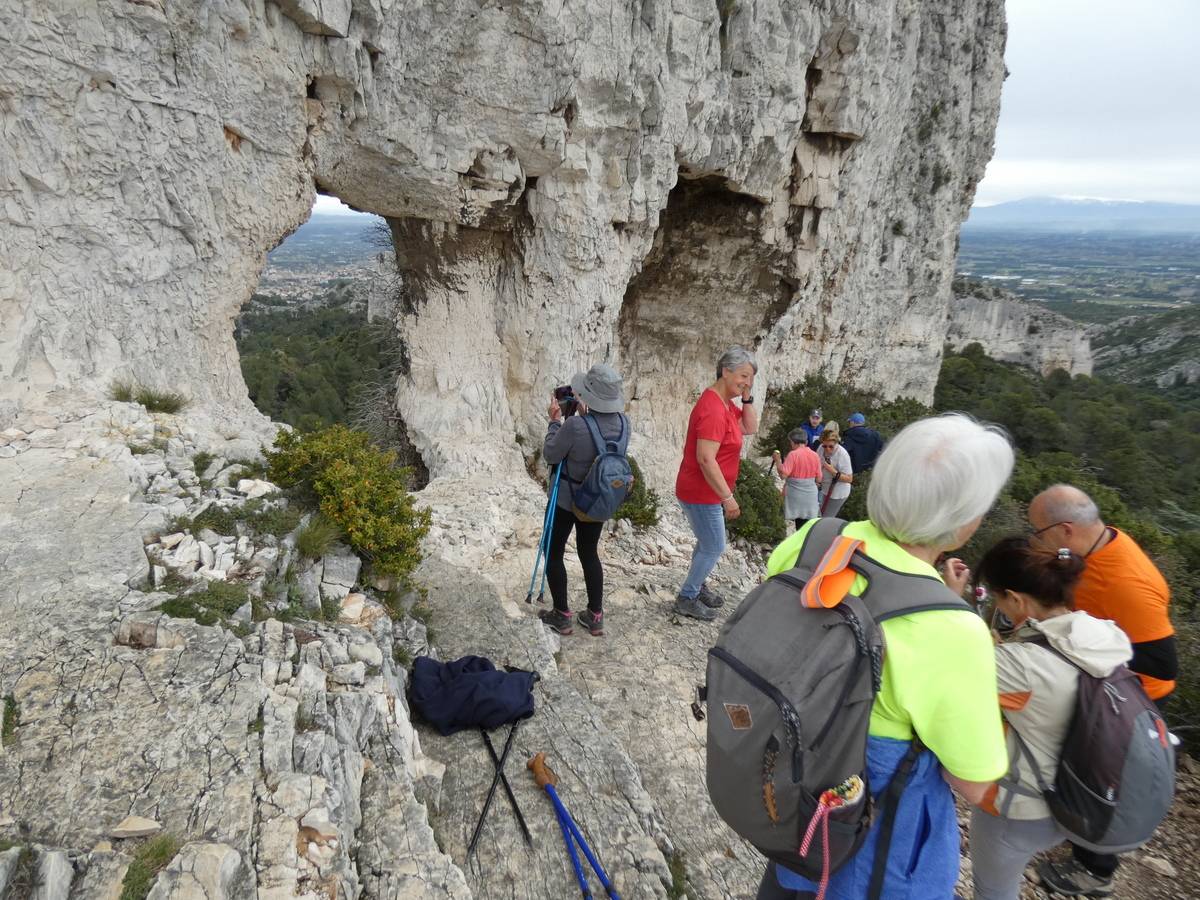 ( René et Pierre ) St Rémy de Provence - Jeudi 28 mars 2024 O7NERA