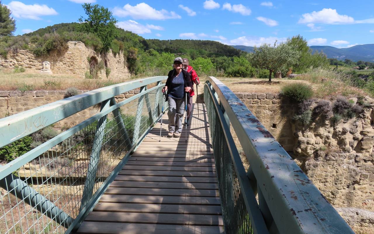 ( Jean Marie et Gérard ) Lourmarin - Jeudi 11 mai 2023 Q4PVsp