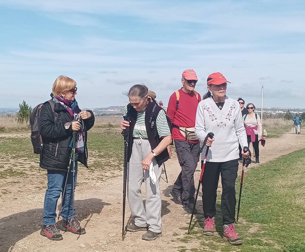 ( Colette ) Marignane - Jeudi après-midi 14 mars 2024 QWJS2J