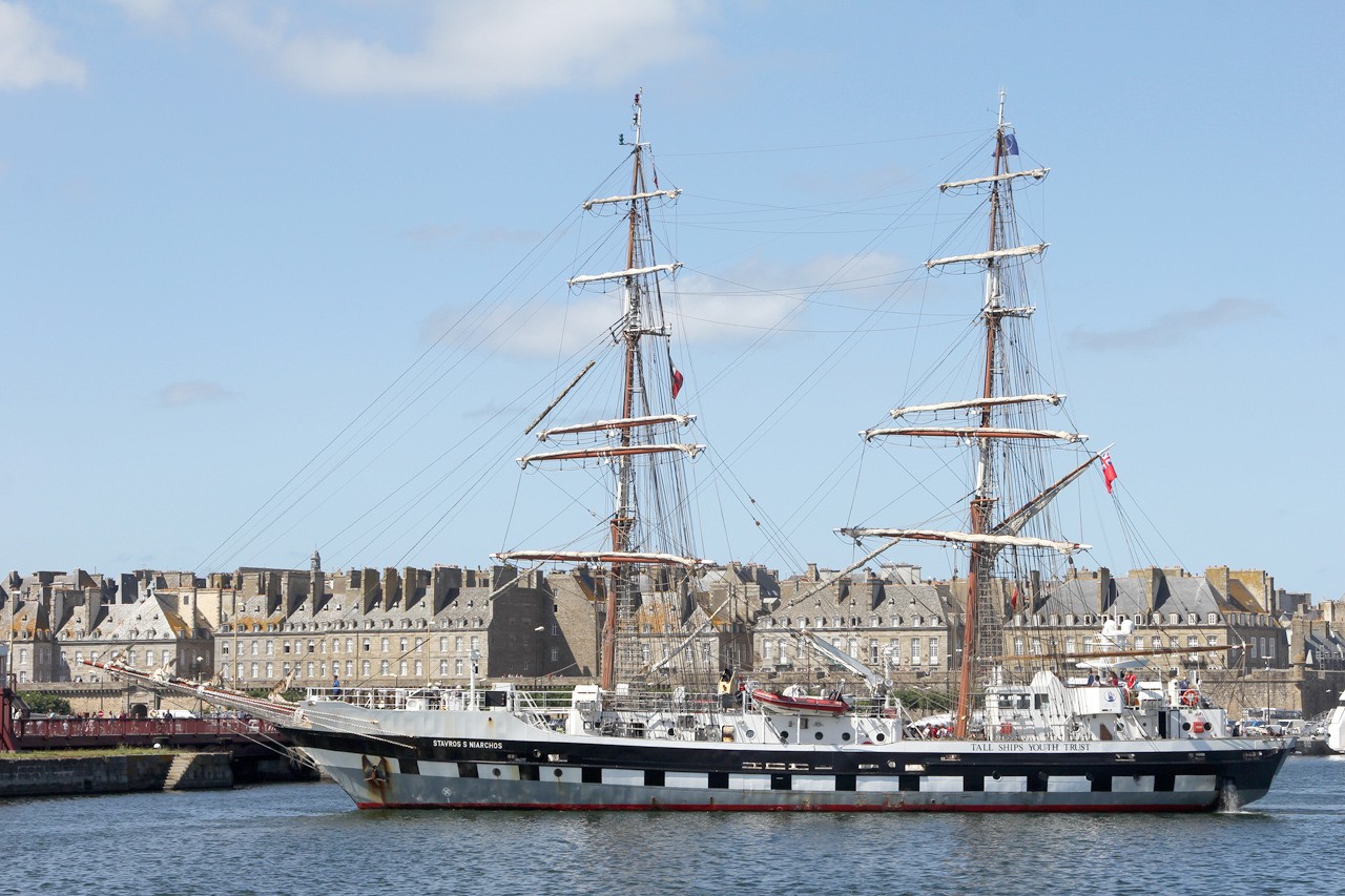 Port de Saint-Malo, cité corsaire !! - Page 48 P3cLBl