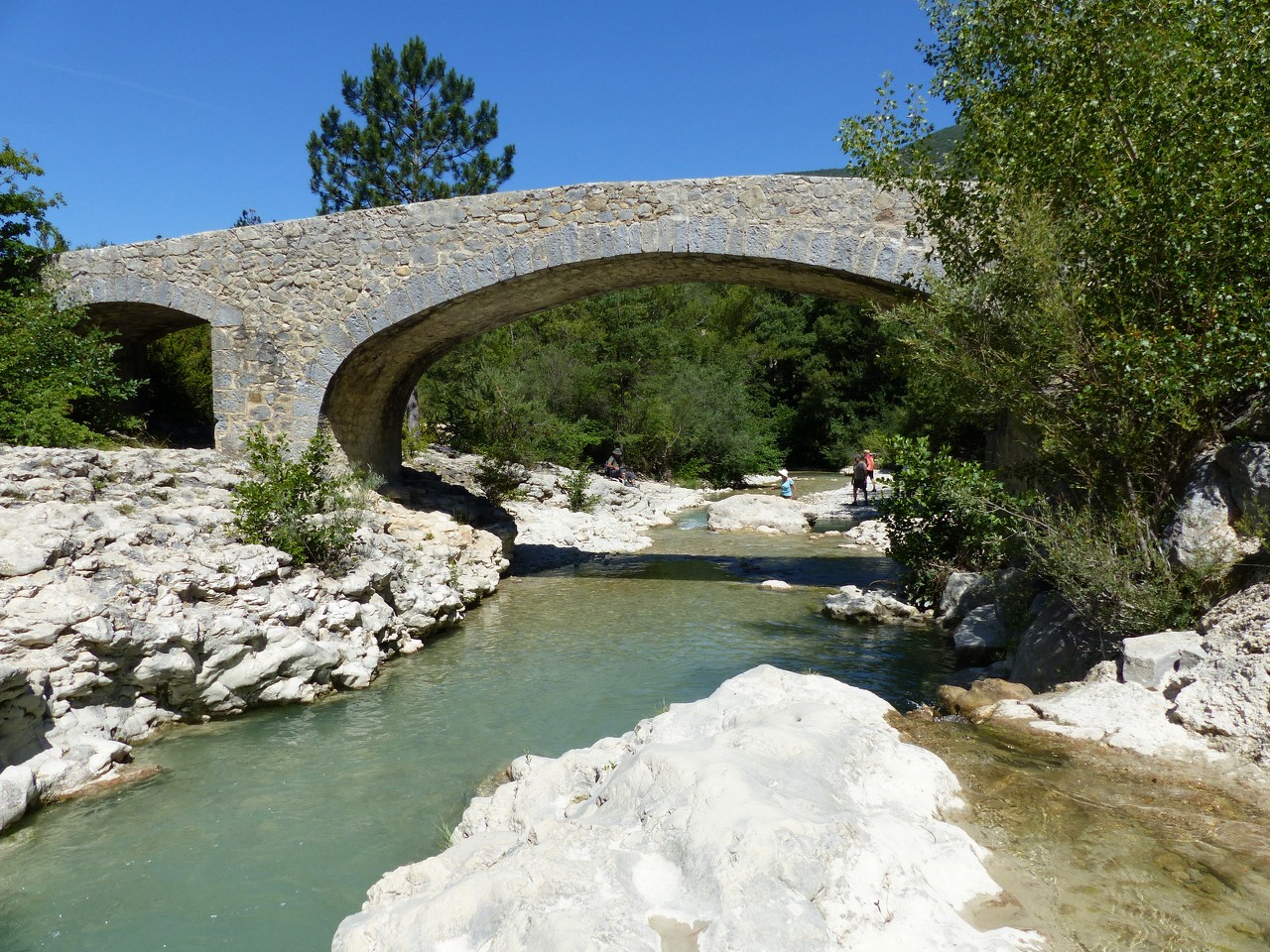 Veaux-Les Gorges du Toulourenc-Jeudi 25-juin 2015 6Xjh96