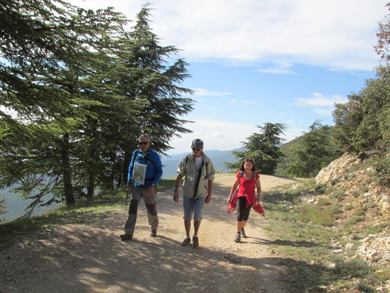 Vitrolles en Luberon Samedi 18 octobre 2014 F8vp6K