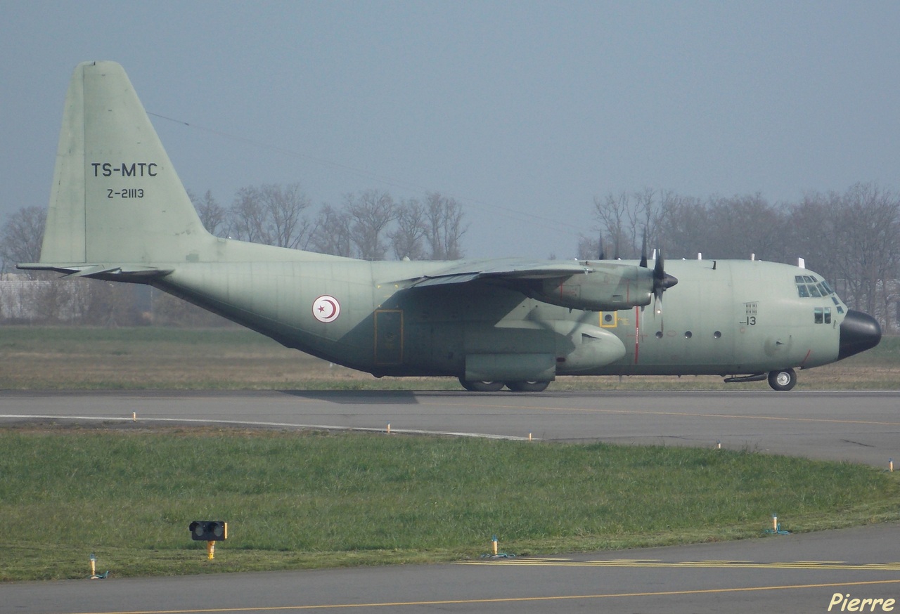 Lockheed C-130E Hercules Tunusia Air Force TS-MTC + Divers le 12.03.14 26es