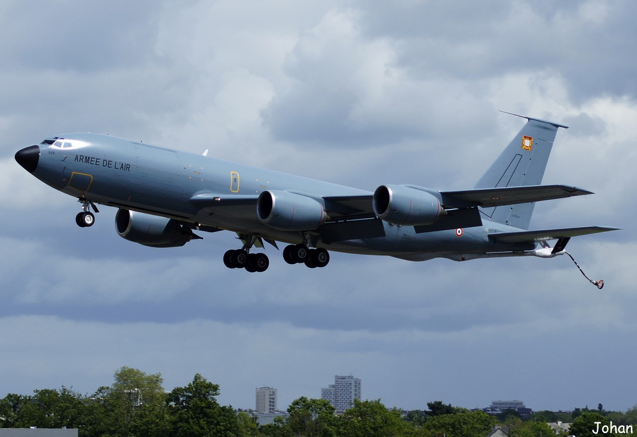 Boeing KC-135 Stratotanker Armée de l'Air 525 / 93-CN  & divers le 12.05.14 - Page 3 Z5bf