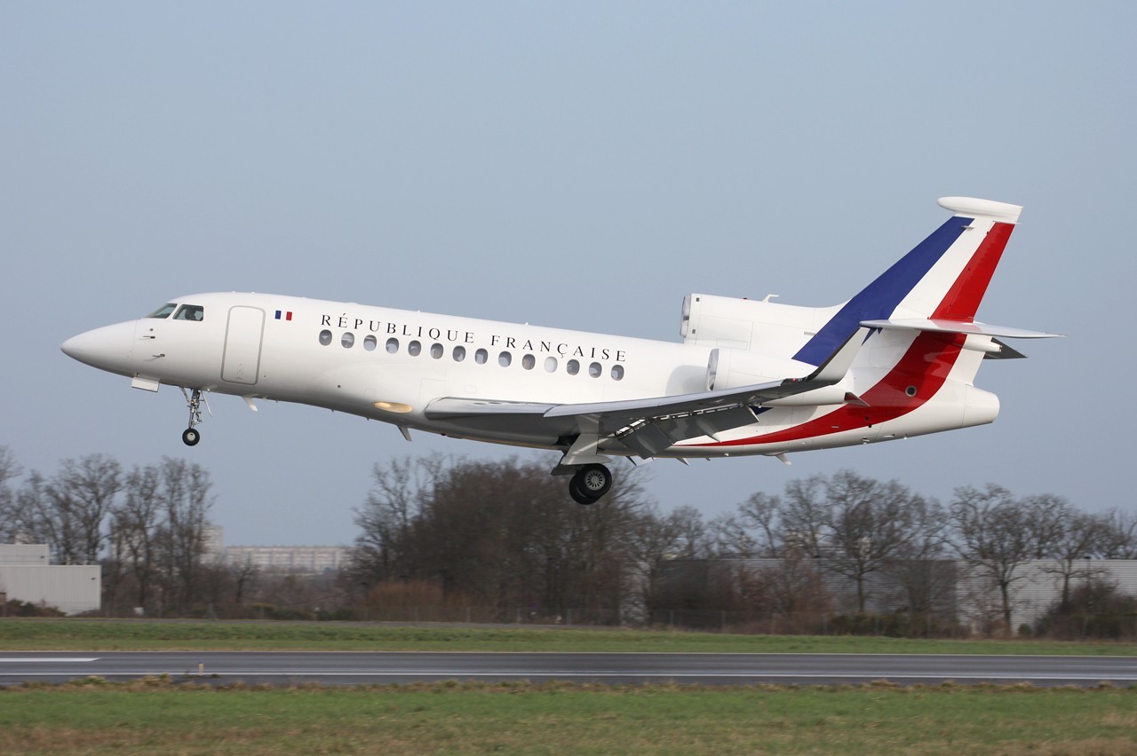 Falcon 7x République Française F-RAFB+ Divers du 09 Fevrier 2014 M70u