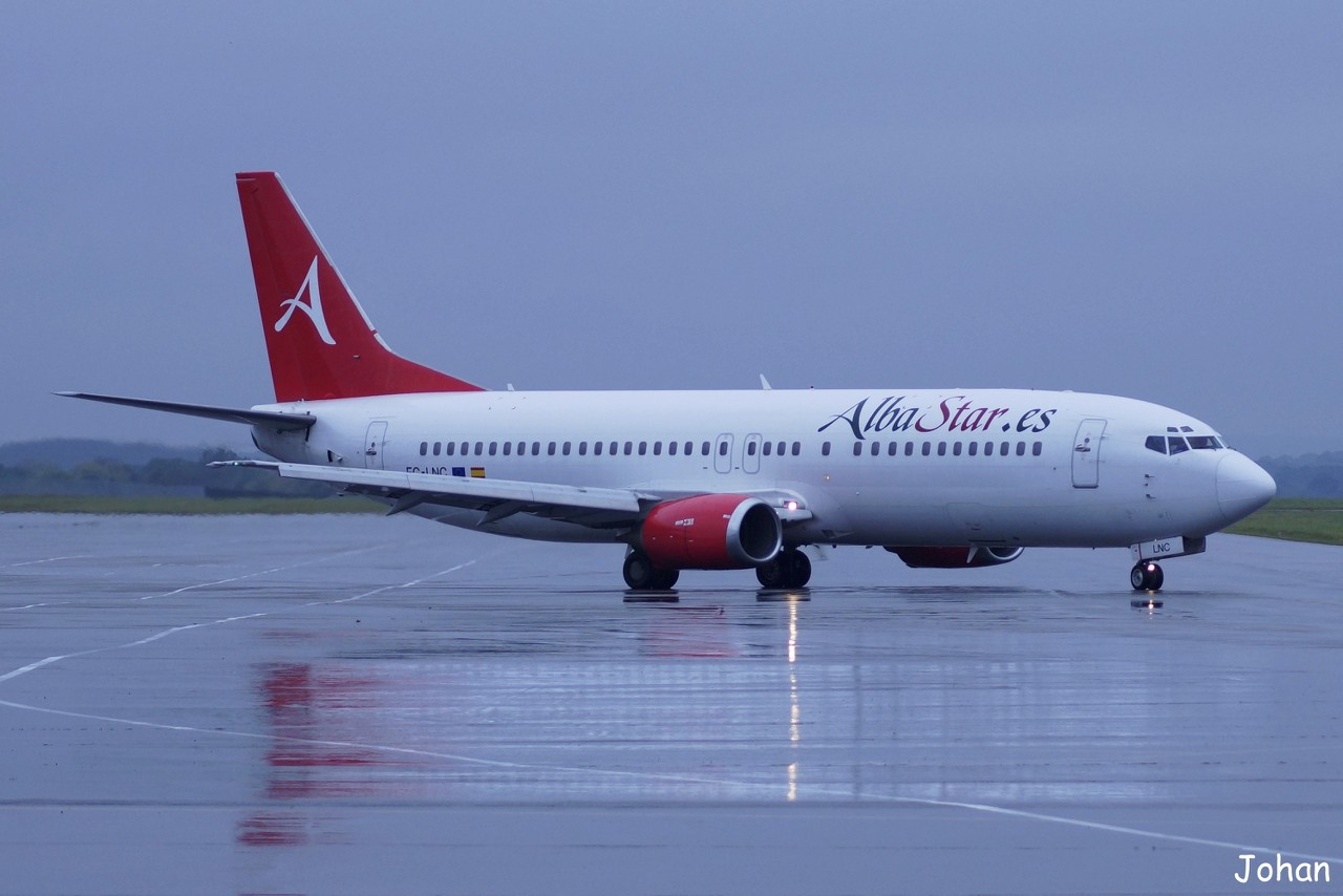 Boeing 734 AlbaStar EC-LNC le 12/09/14 - Page 2 NLkTD0