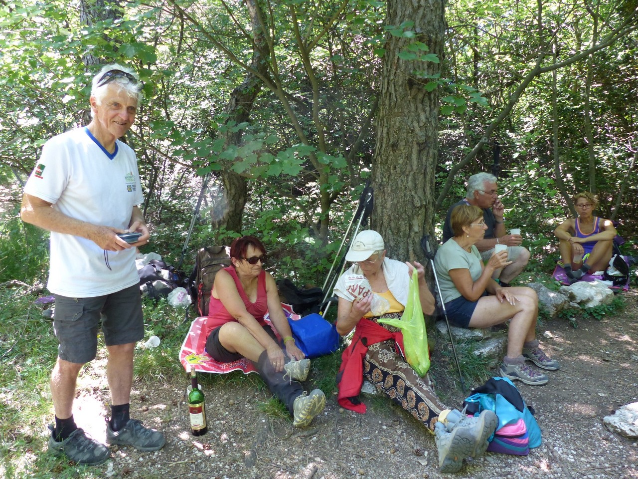 Ste Baume-Grotte aux Oeufs-Paradis-Glacières-Sentier Merveilleux-Jeudi 28 mai 2015 FFvHdE