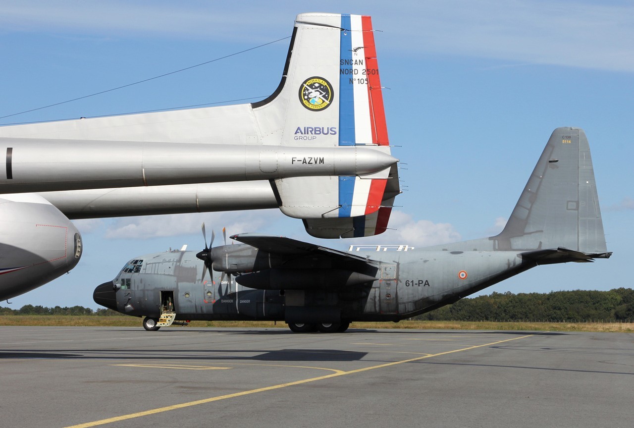 Nord N-2501F-3 Noratlas F-AZVM / 62-SI + divers le 25.09.14 YBvXX2