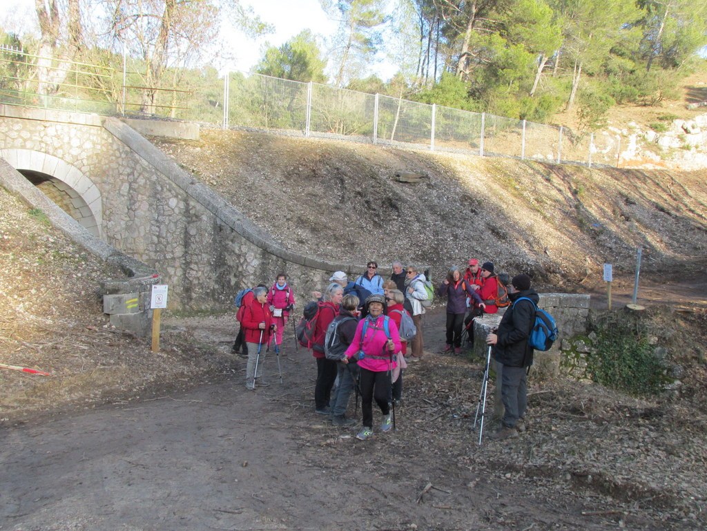 Gardanne- La Luynes - Jeudi 3 janvier 2019 ZeIVUj