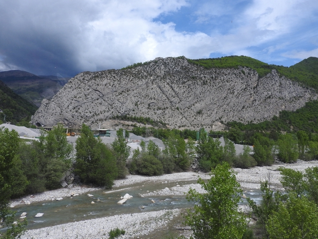 St André les Alpes "Le Train des Pignes " Entrevaux - Samedi 7 mai 2022 Glh5zX