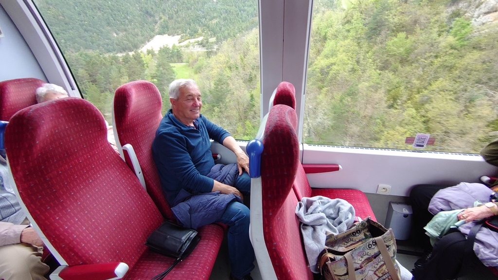 St André les Alpes "Le Train des Pignes " Entrevaux - Samedi 7 mai 2022 UOQciz