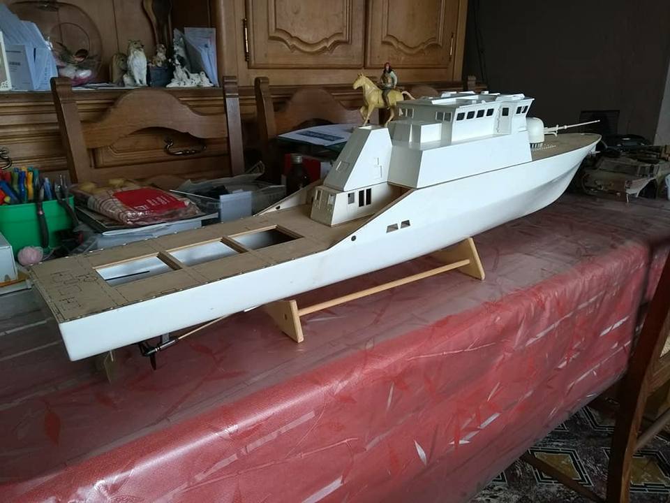 Flyvefisken 1/50 Billing Boats  - Flex 300 klasse Danish Marine Vessel WWytzF