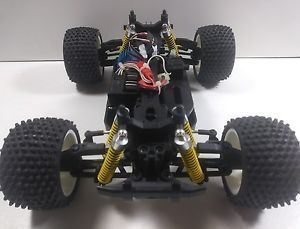 1/16 Rc GTK Boxer 8x8 styreen project - Pagina 3 Xi61Uu