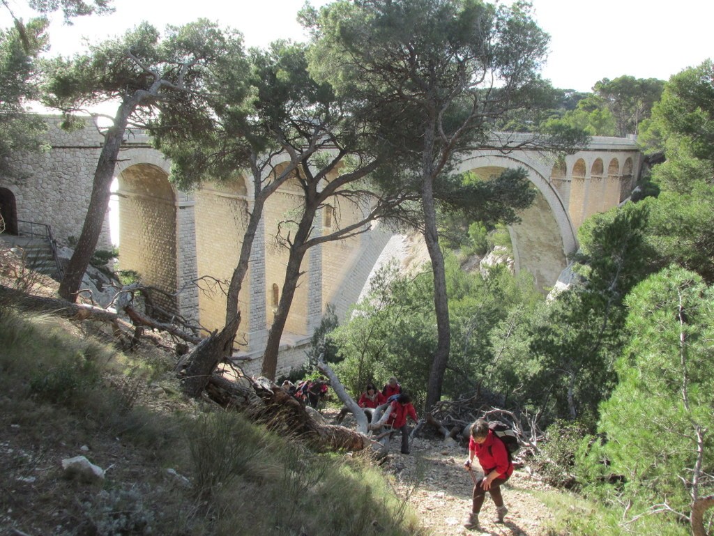 Ensuès - Calanque des eaux salées - jeudi 3 mars 2016 TAjTMd