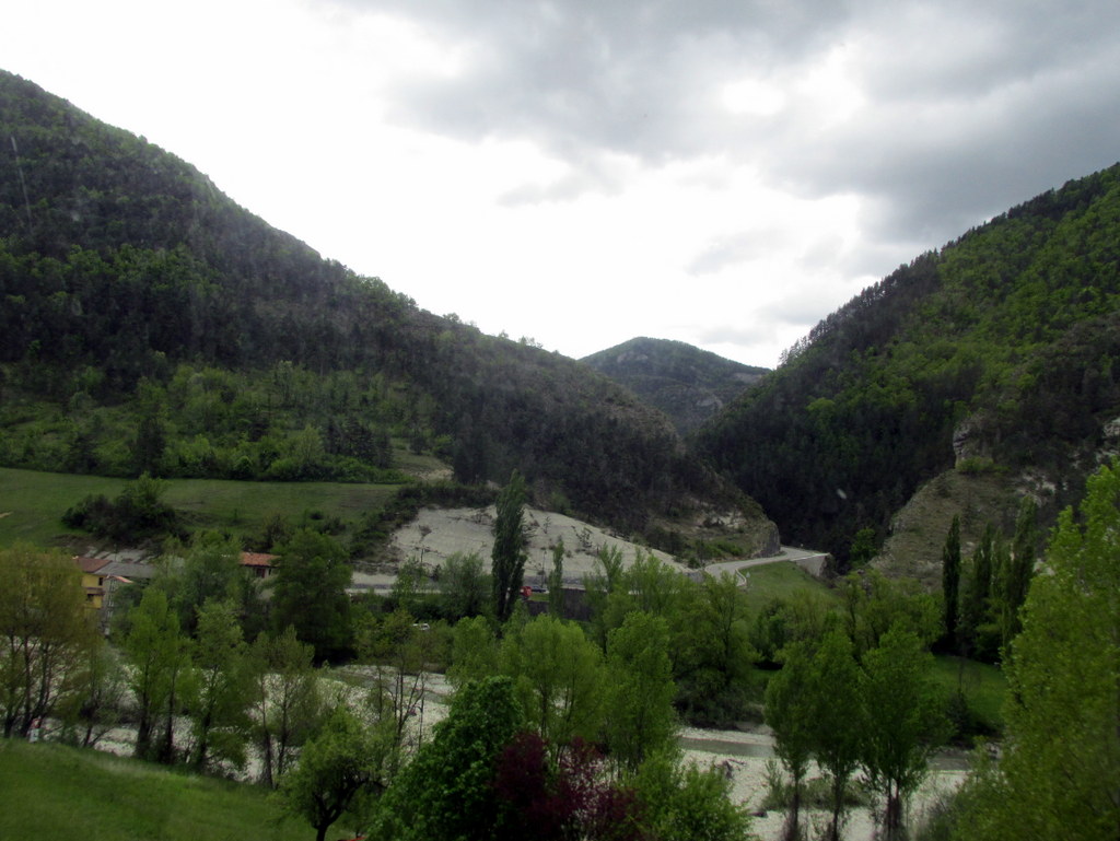 St André les Alpes "Le Train des Pignes " Entrevaux - Samedi 7 mai 2022 YugkQH