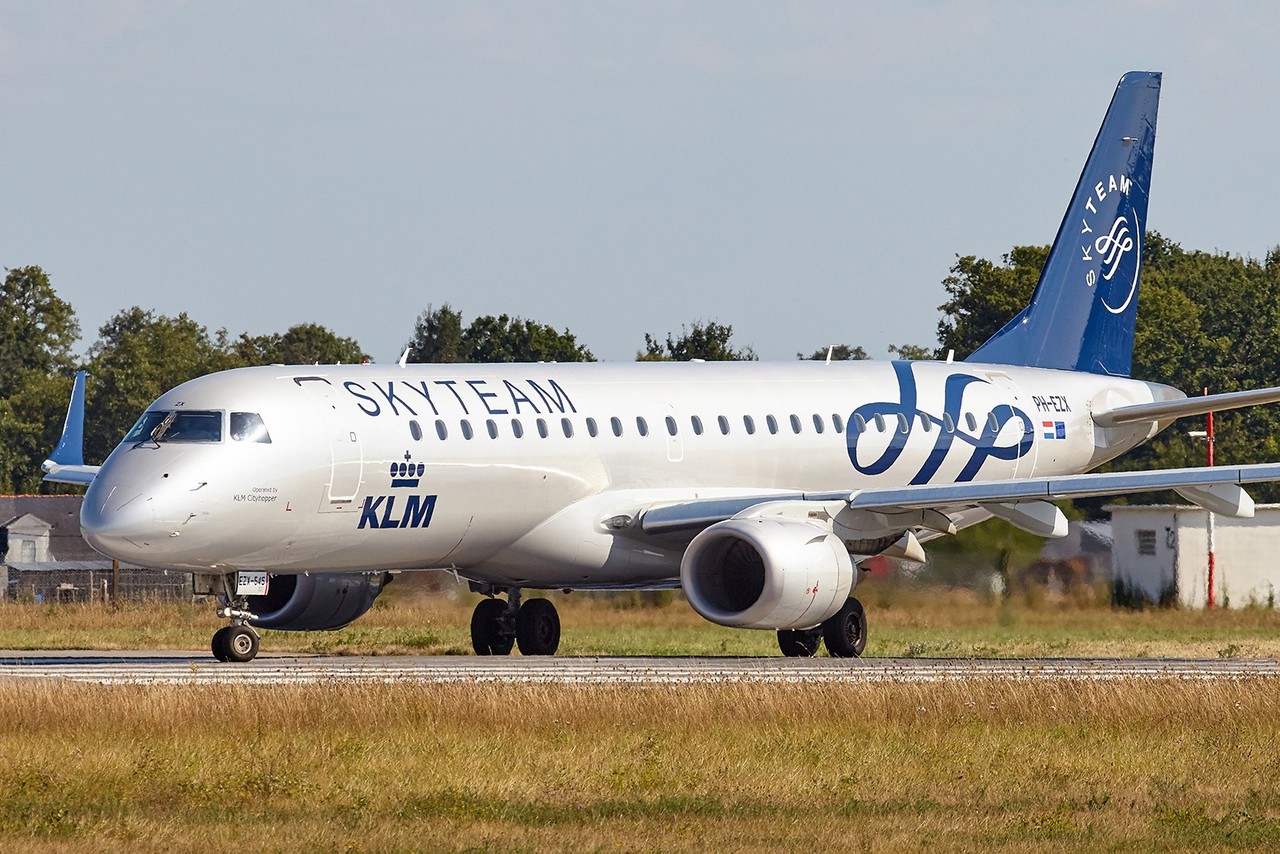 [29/08/2018] Embraer 190 (PH-EZX) KLM Cityhopper Skyteam c/s 1fIVOB