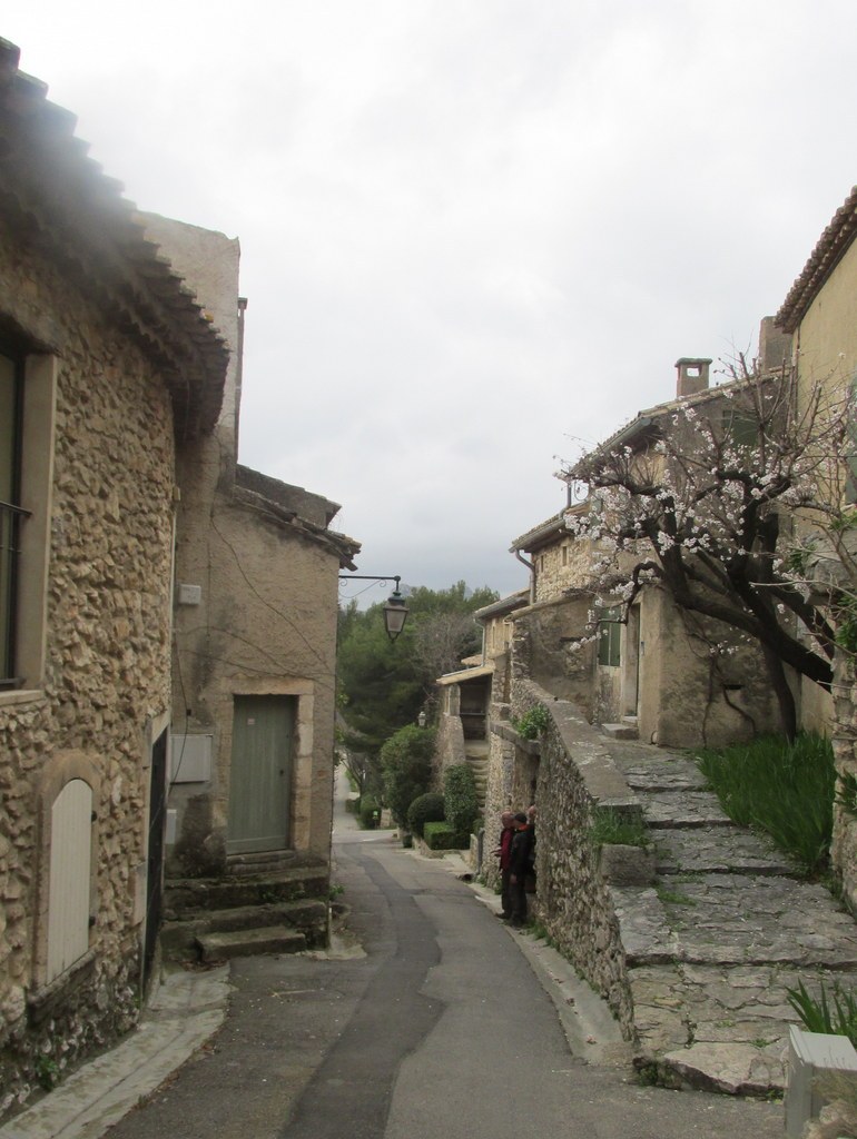 Eygalières - Jeudi 13 février 2020 Groupe J.Marie et Gérard BqRgNU