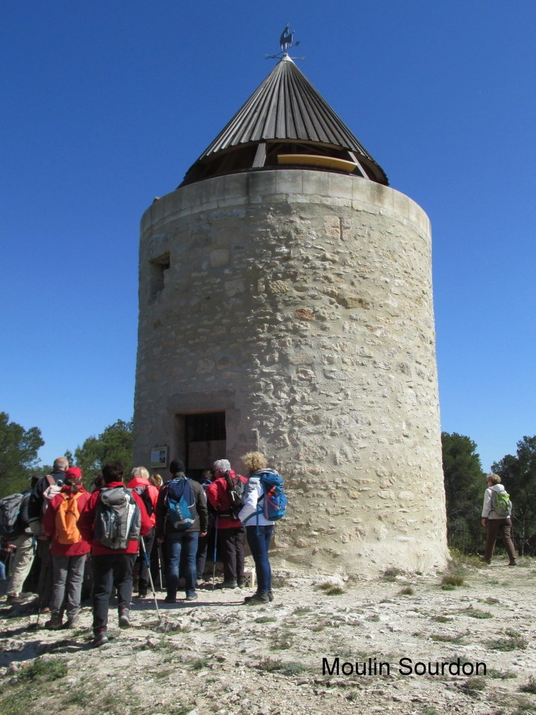 Randonnée culture Arles - Fontvieille - lundi 6 mai 2019 Ir0WHS