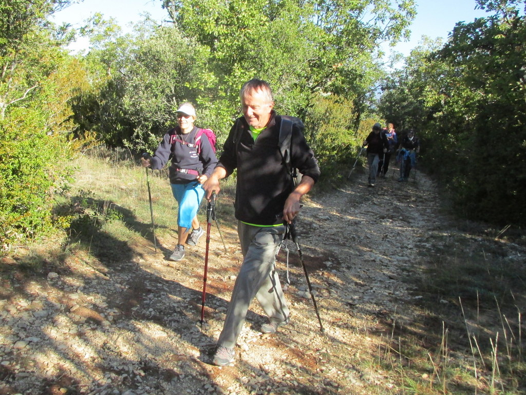 ( Jean-Marie et Gérard) Vitrolles en Luberon - Jeudi 6 octobre 2022 K0Kni0