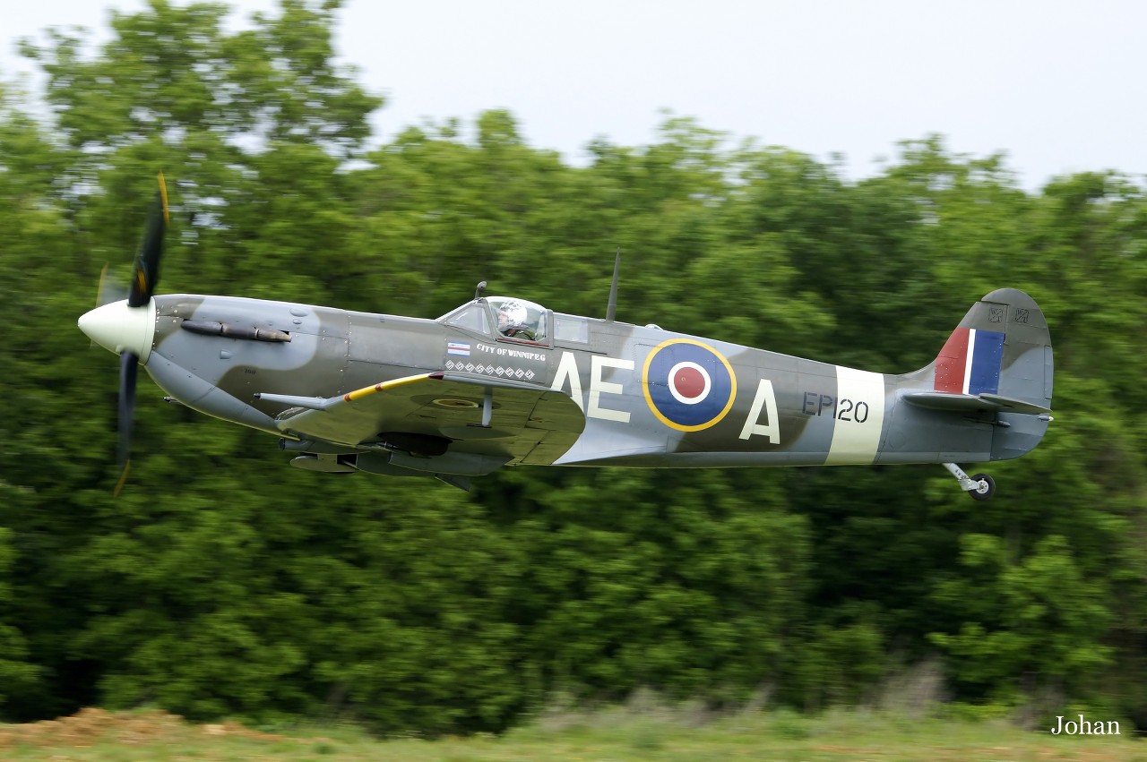 La Ferté 2016- Le temps des hélices - Page 5 T1mBj8