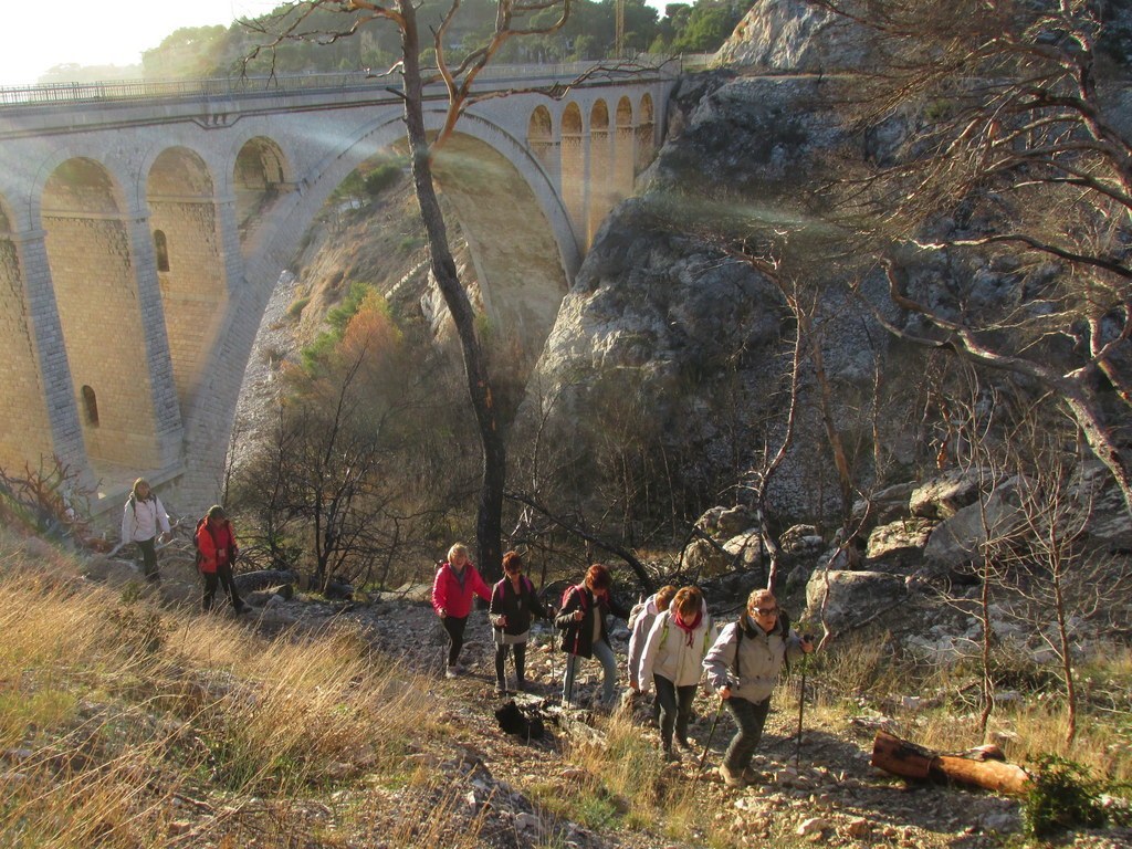 Ensuès - Calanque des eaux salées - Jeudi 18 janvier 2018 IBwP4G