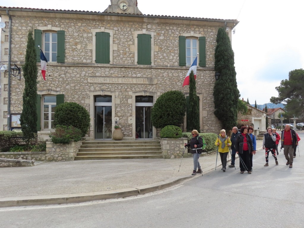 ( Gérard et Jean-Marie ) Eygalières - Jeudi 23 février 2023 0TcxHJ