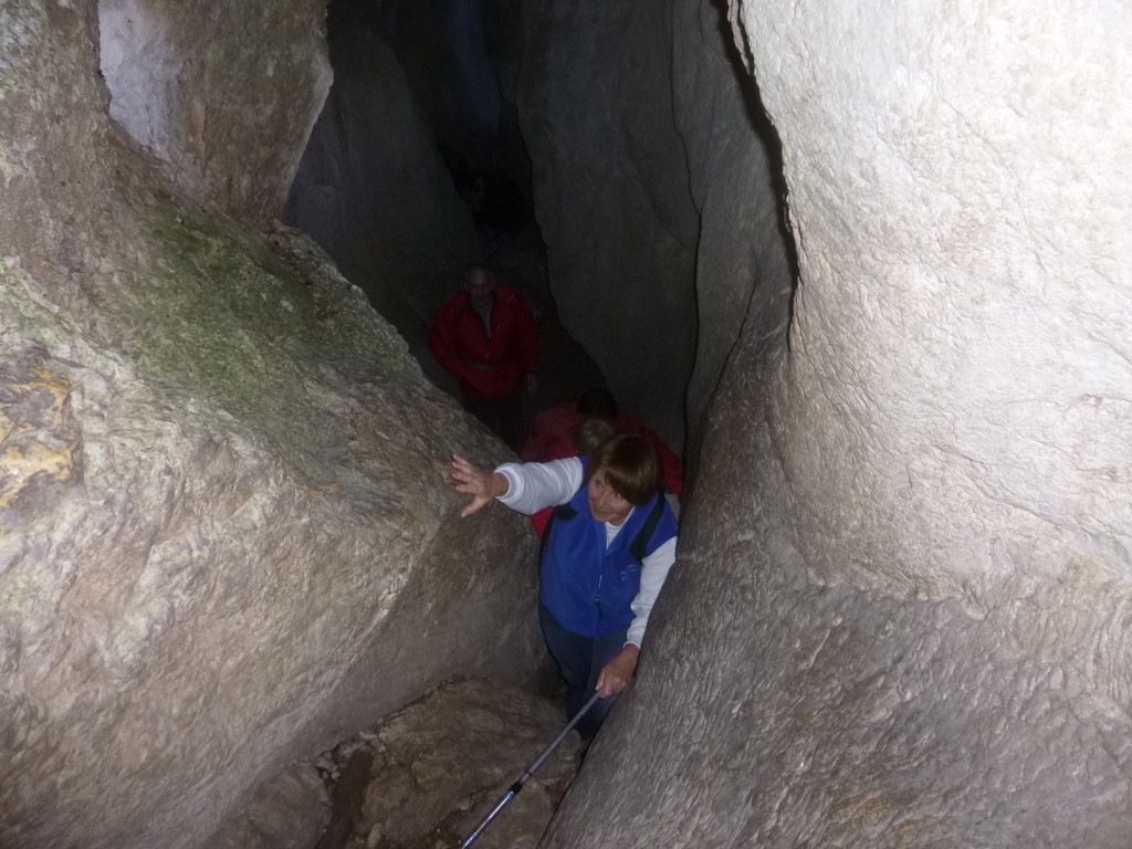         Cheval blanc - Gorges du régalon - Lundi 25 avril 2016 CxbrOI