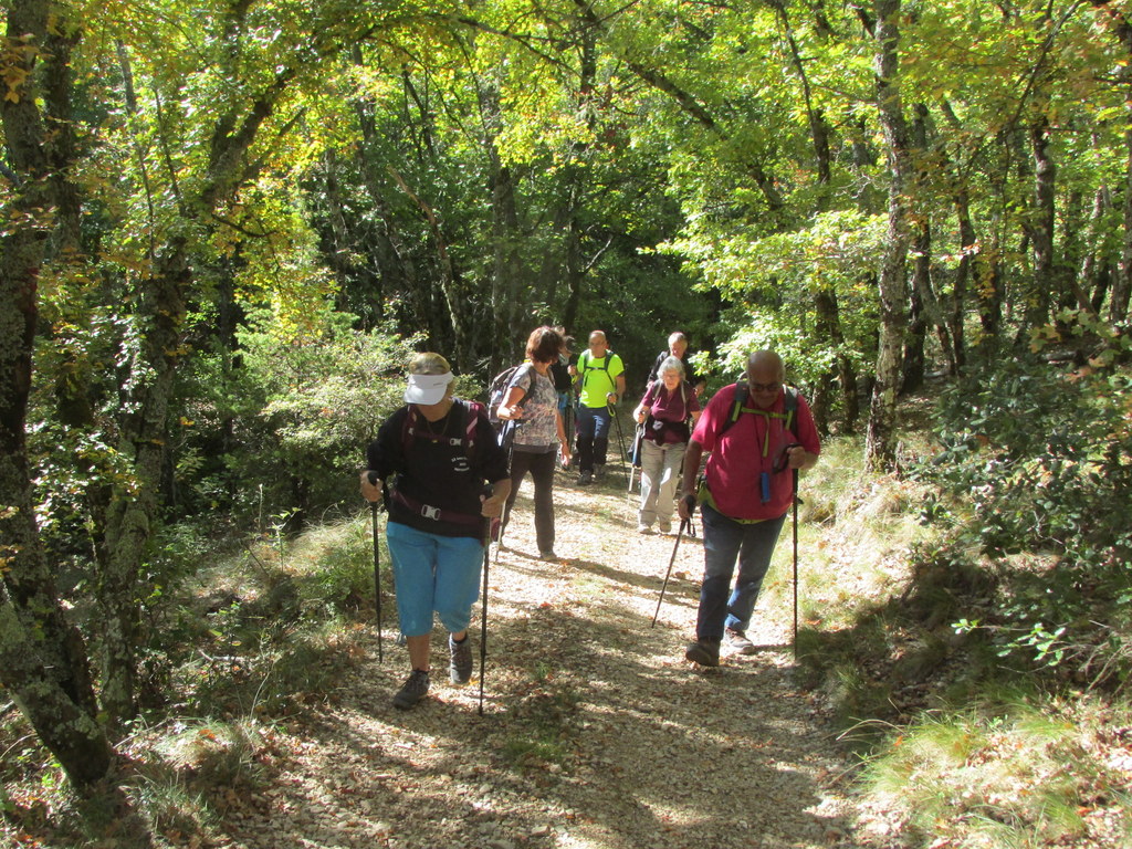 ( Jean-Marie et Gérard) Vitrolles en Luberon - Jeudi 6 octobre 2022 Dvbh4p