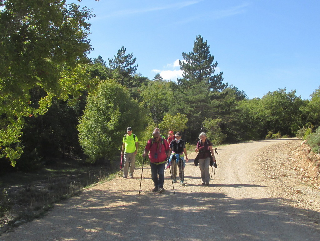 ( Jean-Marie et Gérard) Vitrolles en Luberon - Jeudi 6 octobre 2022 FK2CpN