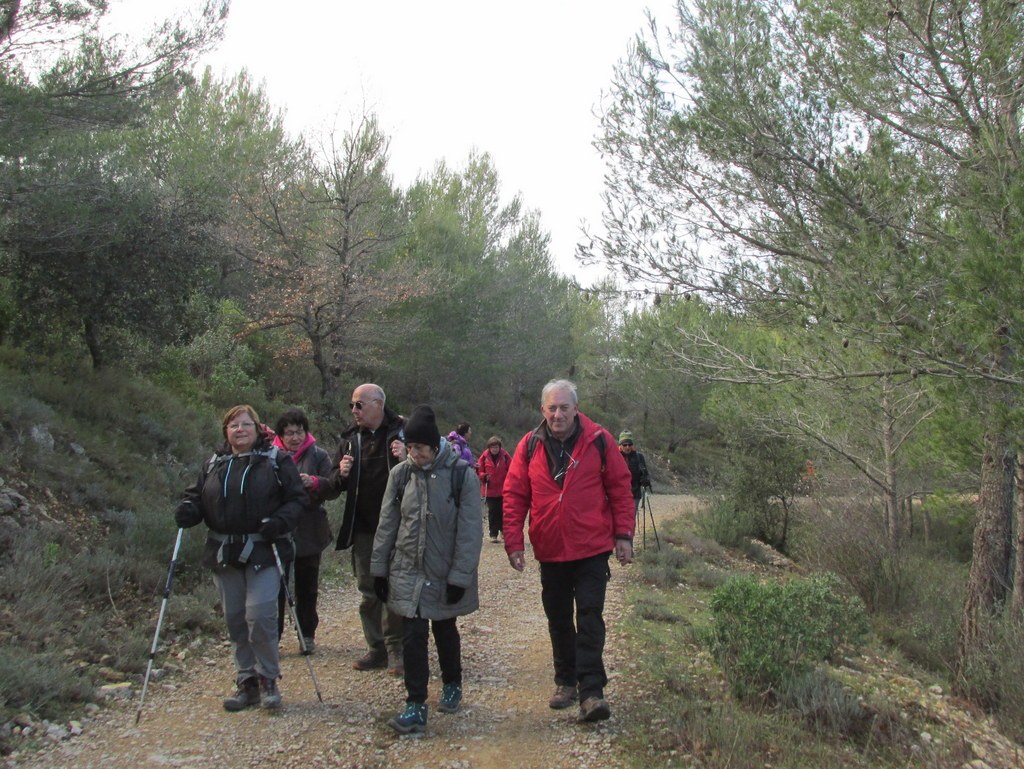 La Roque d'Anthéron - Jeudi 12 décembre 2019 - Groupe J.M et Gérard  FtIojV