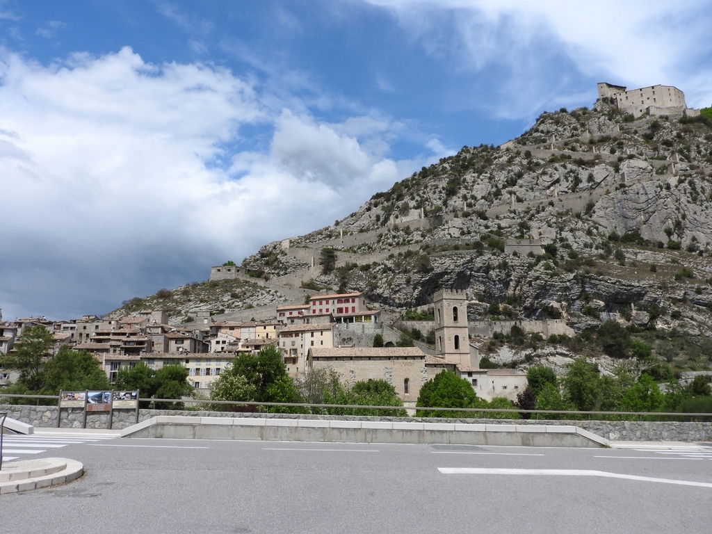 St André les Alpes "Le Train des Pignes " Entrevaux - Samedi 7 mai 2022 G0SBfi