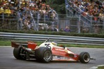 Carlos Reutemann Formula one Photo tribute - Page 23 AUZRTo