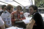 Carlos Reutemann Formula one Photo tribute - Page 24 SMa3Bp