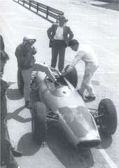 F1 Cars that never raced in world championship & post-1945 GP rarities - Page 5 VTFwlu