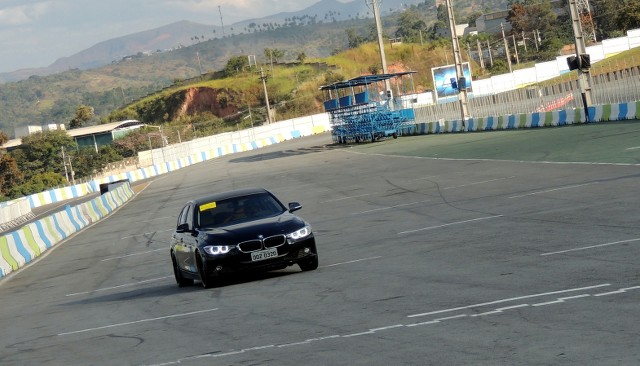 BMW 320i 2013 da mãe do Bruno Mascarenhas - Página 3 X3msq