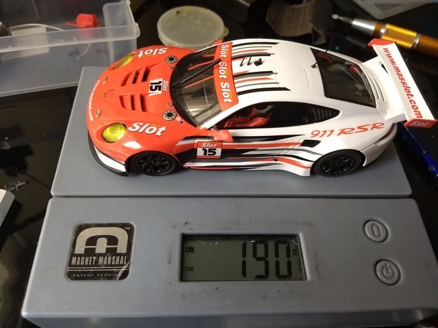 Preparando un Porsche 911 para la GT Scale de Añe Fd3vH2