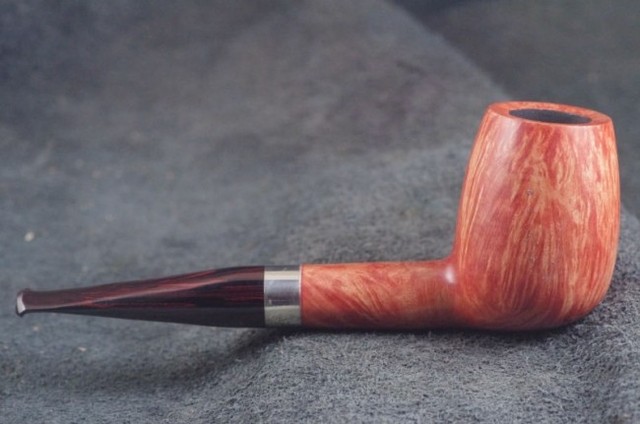 Pipes et Tabacs de Serge K2oEq6