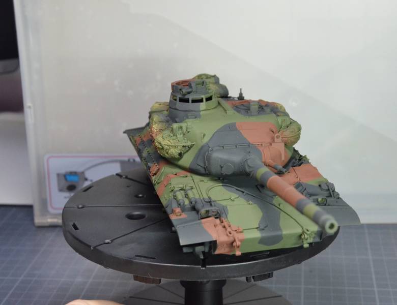 AMX-30B au 1/35 de chez MENG - Page 2 ATWqlt