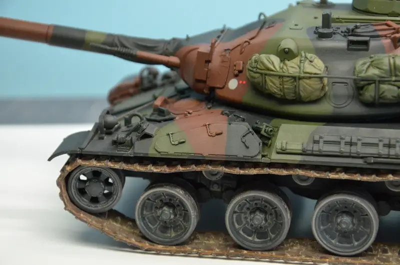 AMX-30B au 1/35 de chez MENG - Page 2 WsVGXx