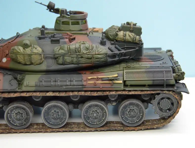 AMX-30B au 1/35 de chez MENG - Page 2 HQWxqA