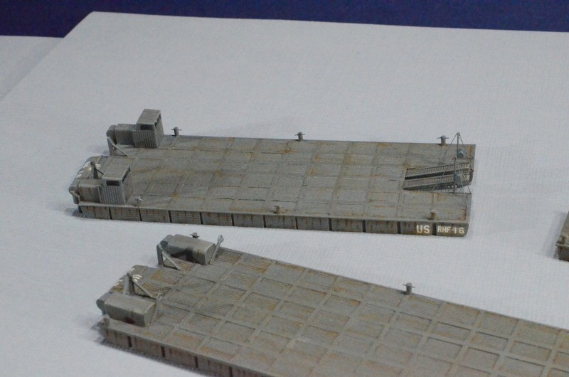 Dio : Port Artificiel Mulberry (1/350°) - Page 7 7lsm