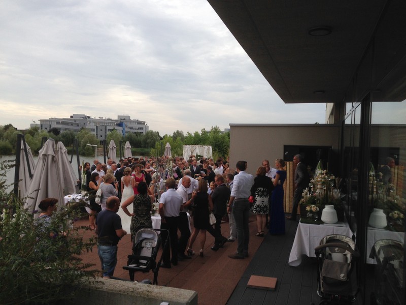  Ici en 50 photos le bonheur de Marie et Arnaud  unis par les liens sacrés du mariage à Batzendorf du 1.08.2015 XQqKnz