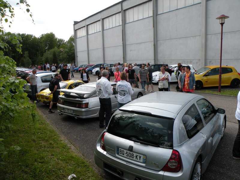 Ici les photos du 6ème Salon Autos à Lemberg du 10.05.2015 ( 2e série de tofs ) GpvHXx