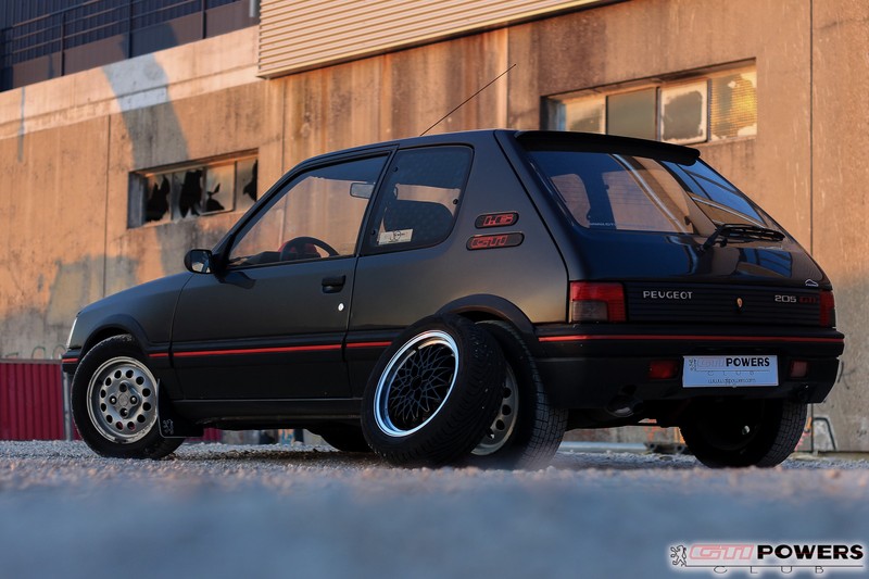 [Toby] 205 GTI 1.6L 115cv Gris Graphite 1991 - Page 35 RsxU1C