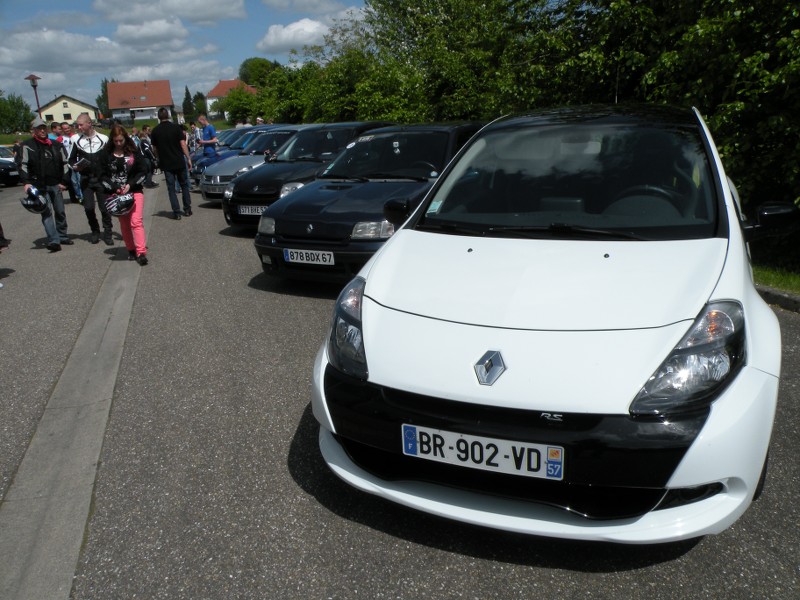 Ici les photos du 6ème Salon Autos à Lemberg du 10.05.2015 ( 2e série de tofs ) TLMrGw